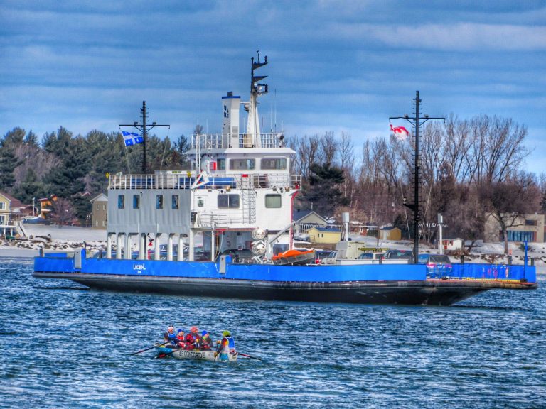 Le service de traversier reprend enfin entre SorelTracy et Saint