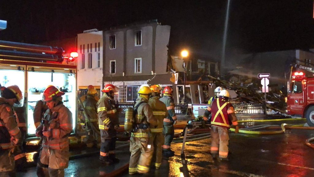 Un violent incendie ravage un immeuble du centreville de SorelTracy