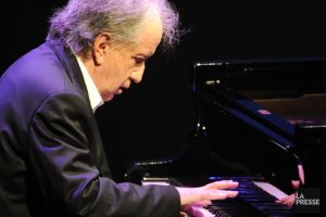 1076146-andre-gagnon