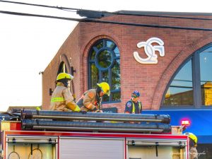 E562B898-EA19-49C1-BBC7-161889C814C6